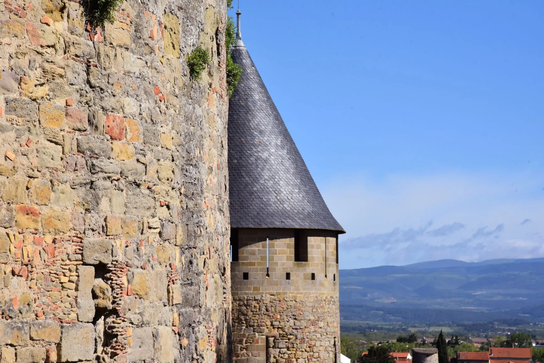 Où se garer à la Cité de Carcassonne et comment s’y rendre ?